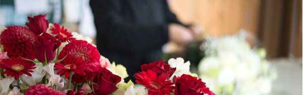 米子市の花屋 ワンセンス Onesense ワンセンスは鳥取県米子市にある花屋 です お花１本からギフト ブライダル 生花祭壇までお花のことならどんなことでもご相談ください